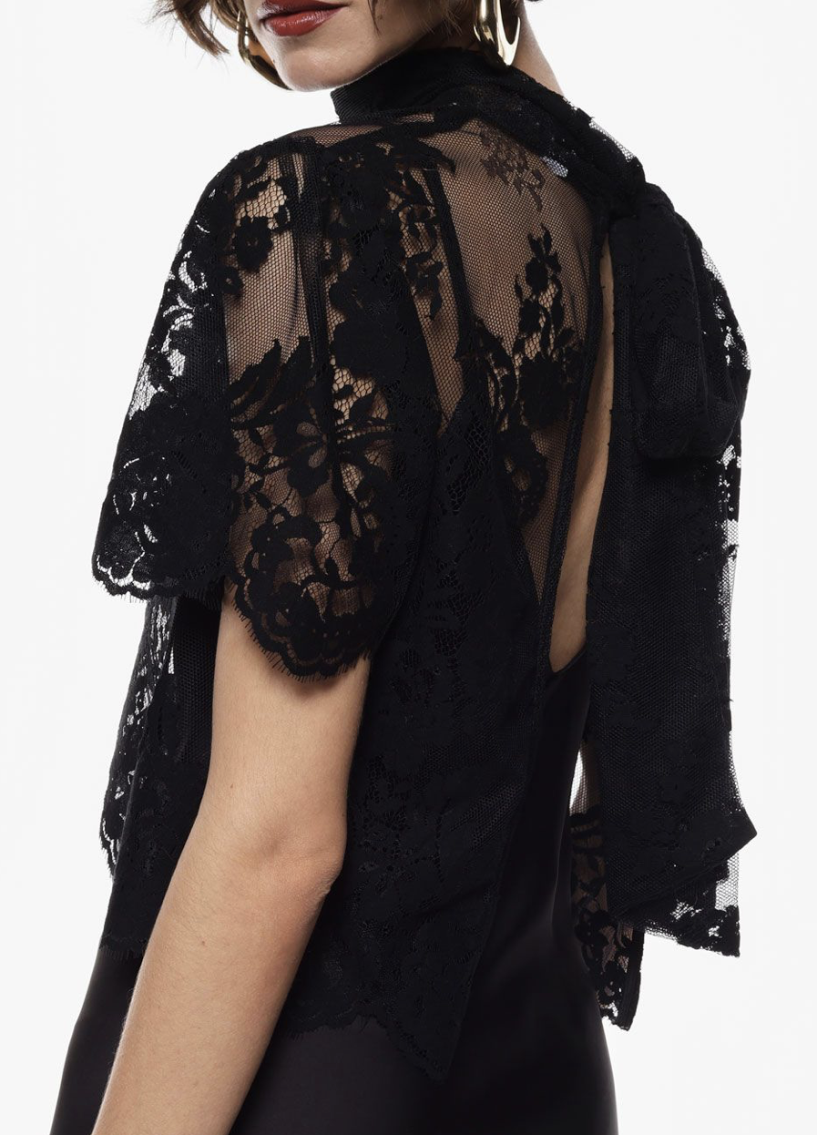 Abito lungo con manche corte